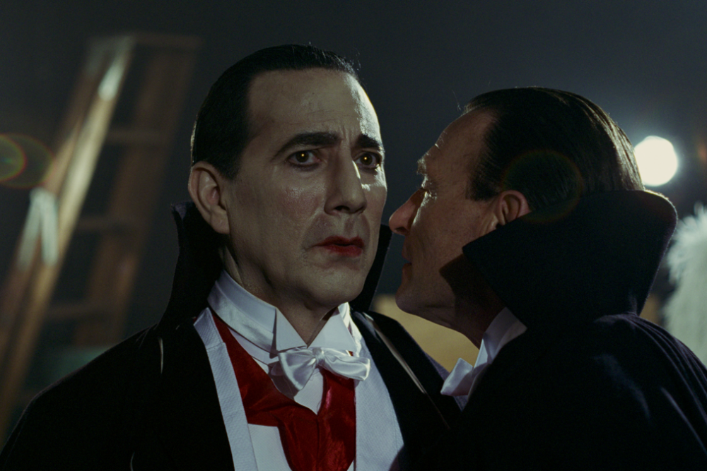"Los Vampires" Review: A Charming But Uneven Hollywood Throwback Where Two Draculas Clash
