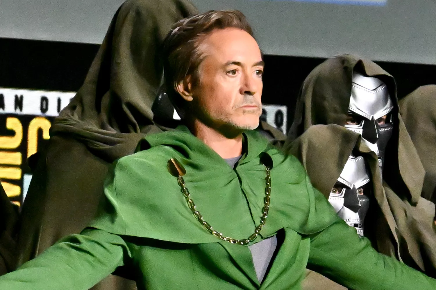 Robert Downey Jr.'dan Ryan Gosling'in MCU'ya Katılmasına Tepki: "Motosiklet ve Sepet Olsunlar"