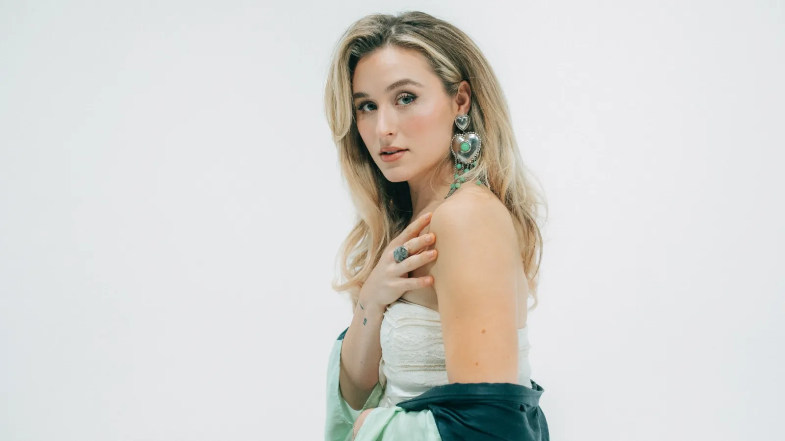 The Line in Harper Grace's "underneath the harvest moon" That Has Her Worried: "You Have to Tell Everyone This Is Just a Dance Song"
