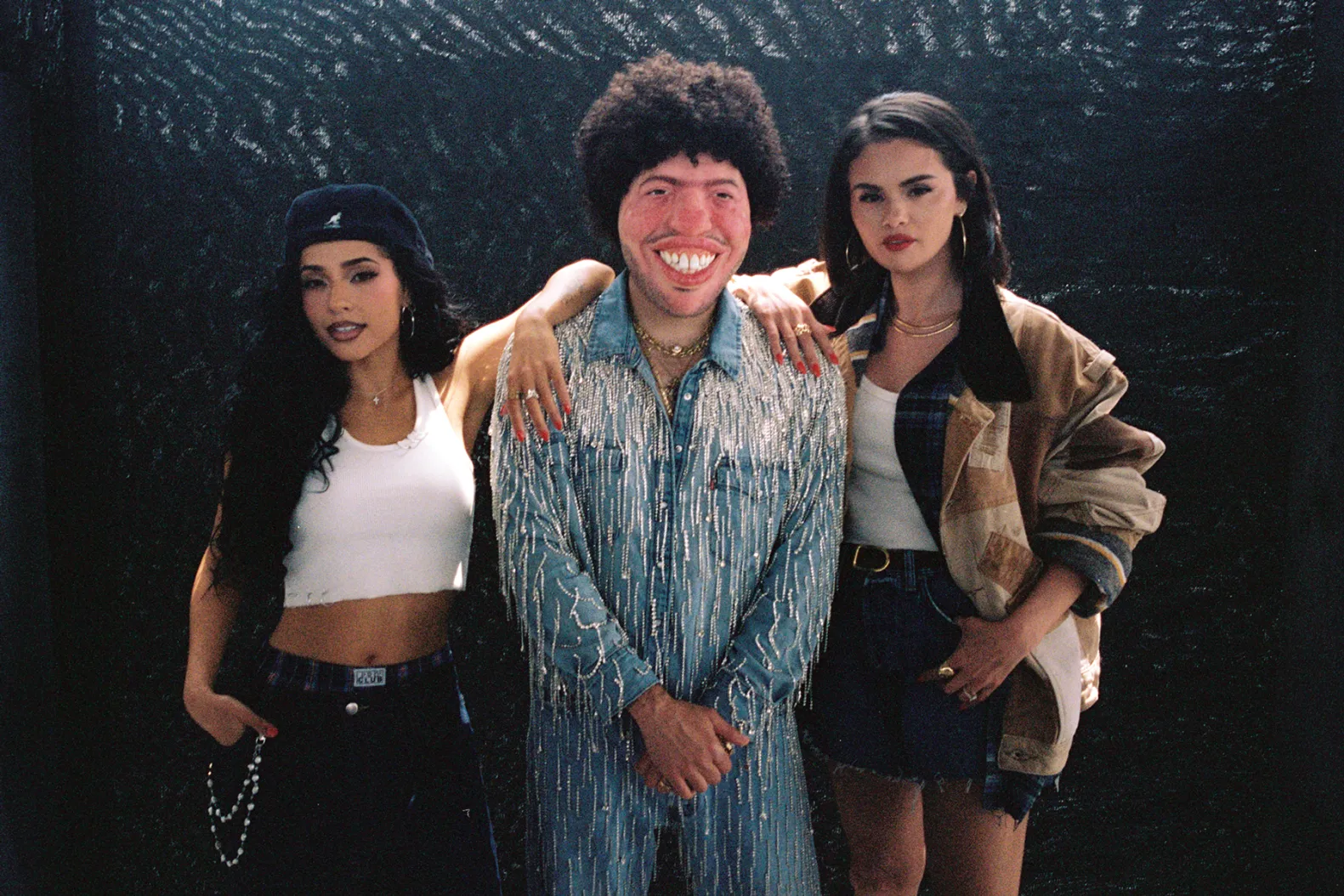 Selena Gomez and Becky G Team Up on Benny Blanco's "Te Olvido (La La)"